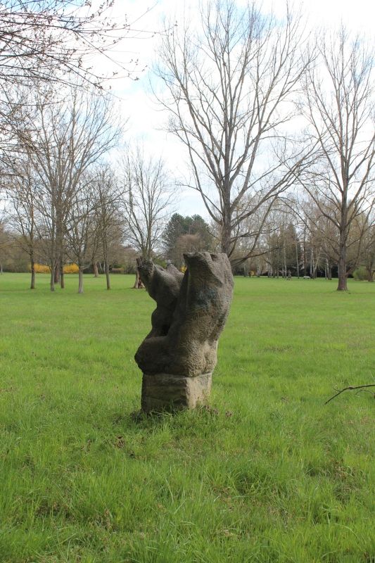 (1) Skulptur Paar (Zwei Torsi)