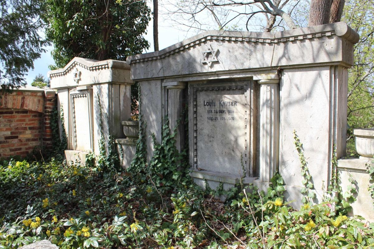 (10) Bergkapelle mit Jüdischem Friedhof und Kriegsdenkmal