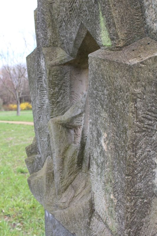 (4) Skulptur Die Stadt