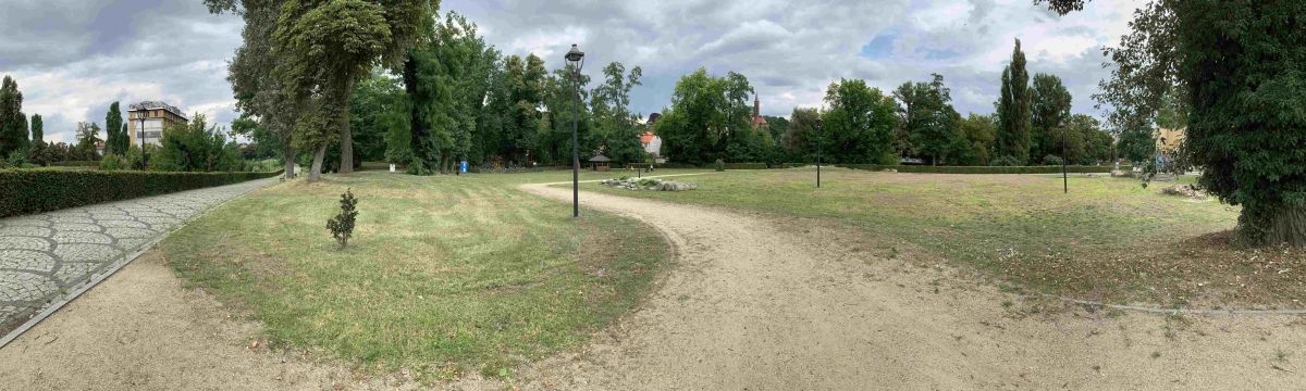 (6) Theater Island with the remains of the former City Theater