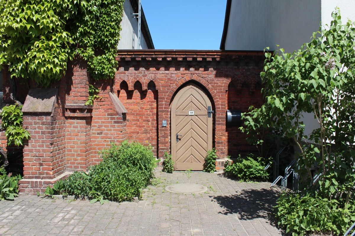 (3) Katholisch-apostolische Friedenskirche