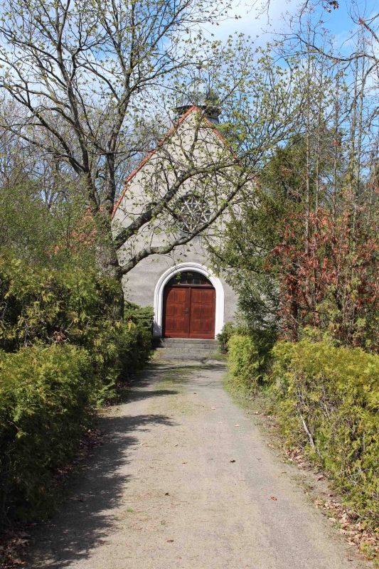 Bergkapelle mit Jüdischem Friedhof und Kriegsdenkmal