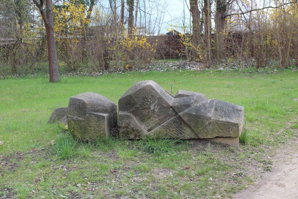 Rzeźba pt. Strefa (niem. Zone (Brücke))