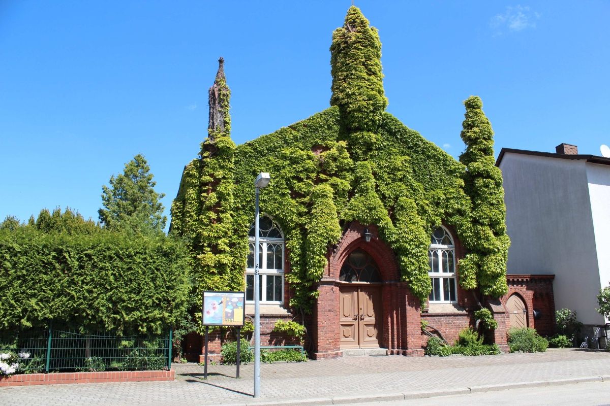 (2) Katholisch-apostolische Friedenskirche